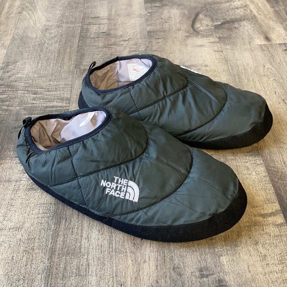 The North Face Women’s Puffer Goose Down Slippers